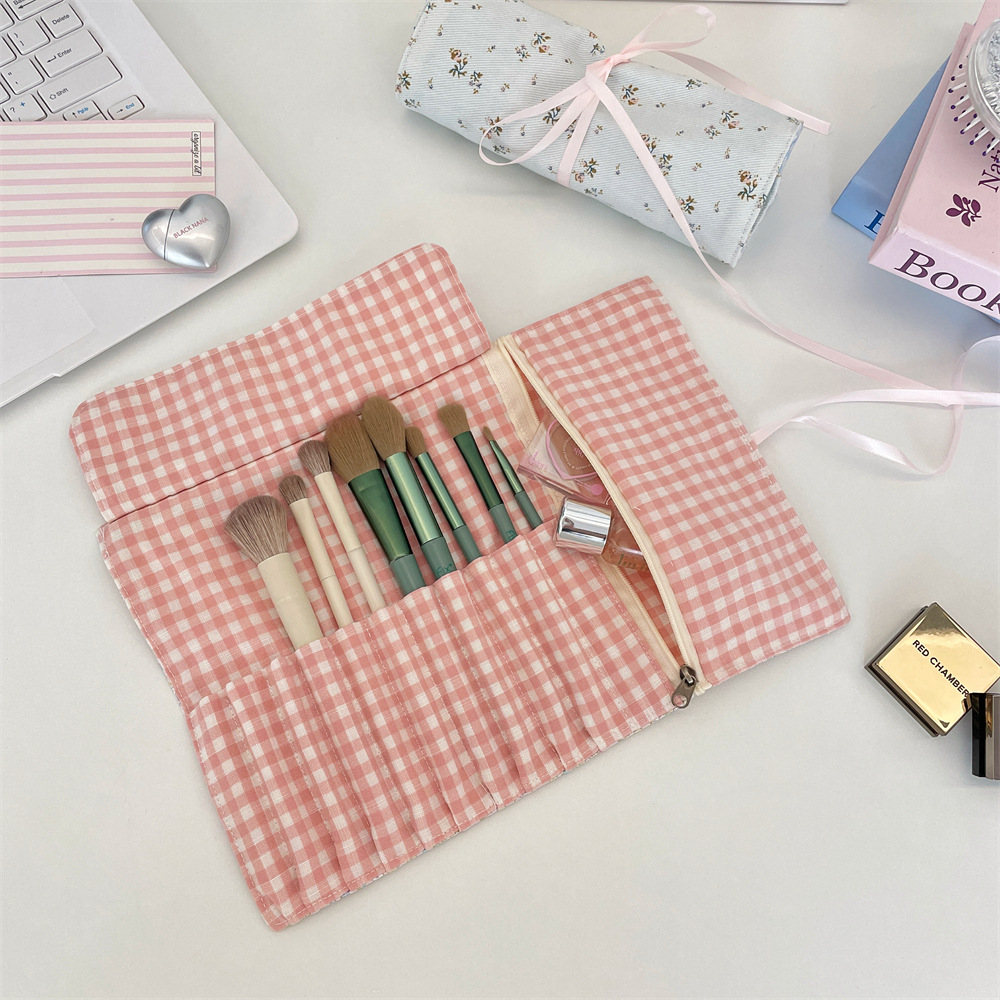 Cottagecore Floral Makeup Brus - Travel Accessories Organizer Bag recension och pris